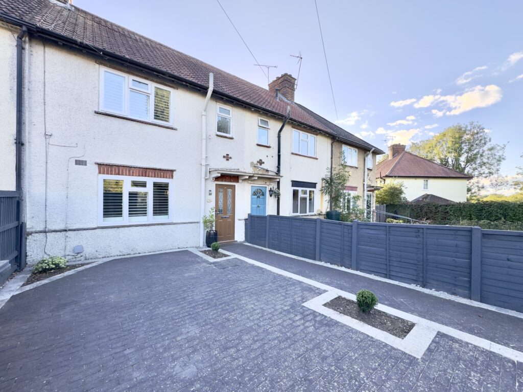 Radlett Road - St Albans  - Hertfordshire - AL2