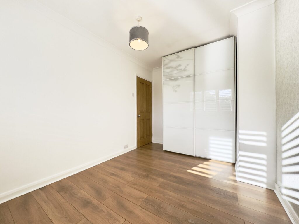 Radlett Road - St Albans  - Hertfordshire - AL2