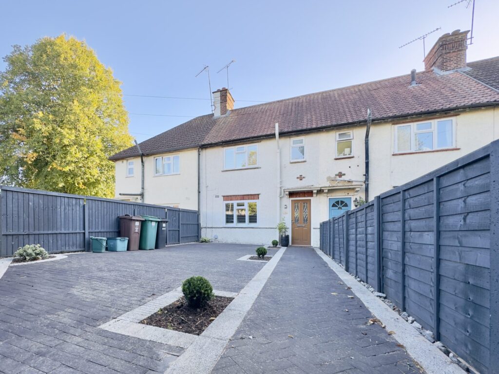 Radlett Road - St Albans  - Hertfordshire - AL2