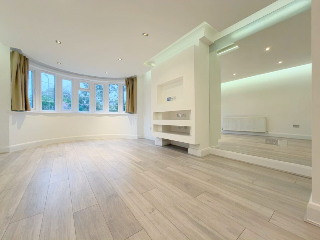 Beaufort Park - London - London - NW11