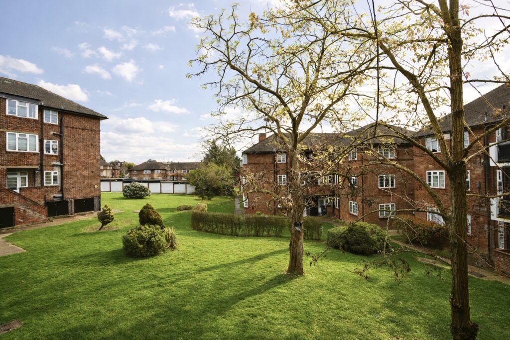 Beaufort Park - Lodnon - Golders Green - NW11