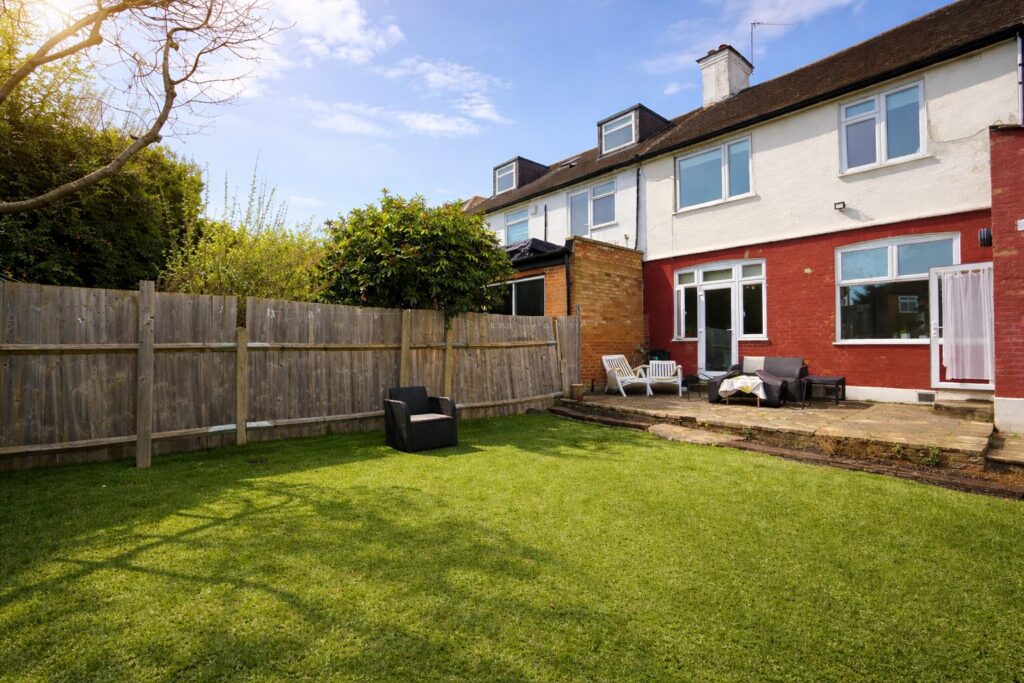 Eastville Avenue - London - Golders Green - NW11