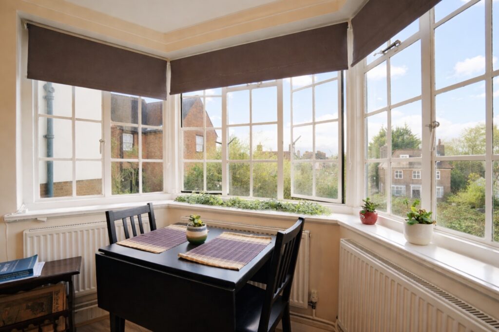 The Pantiles - Golders Green - London - NW11