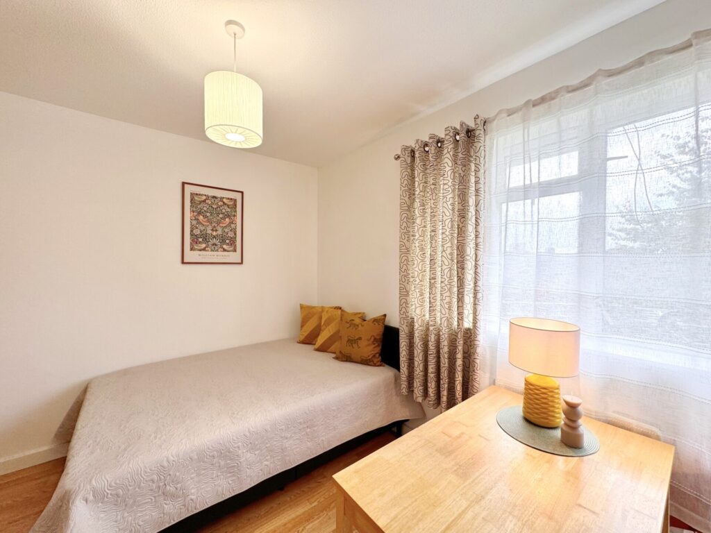 Oak Lane - London - East Finchley - N2