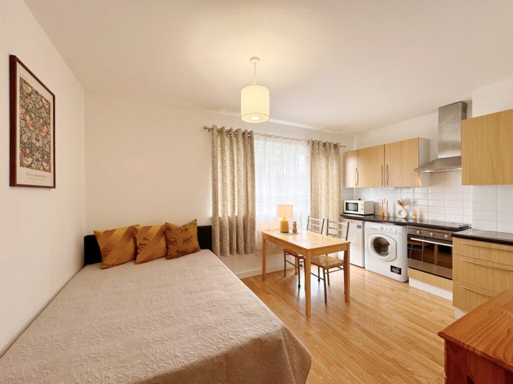 Oak Lane - London - East Finchley - N2