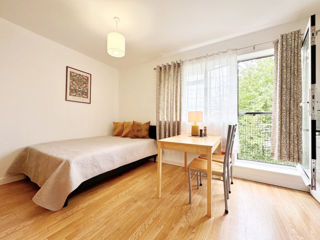 Oak Lane - London - East Finchley - N2