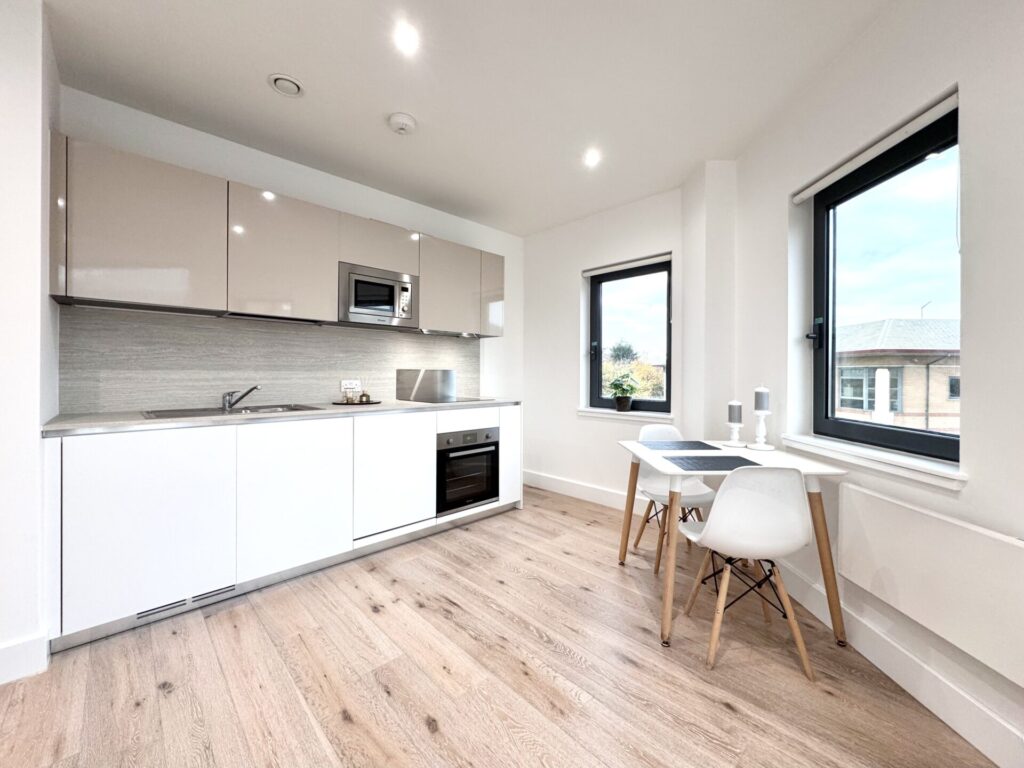 Mondial Way - Hayes - Middlesex - UB3