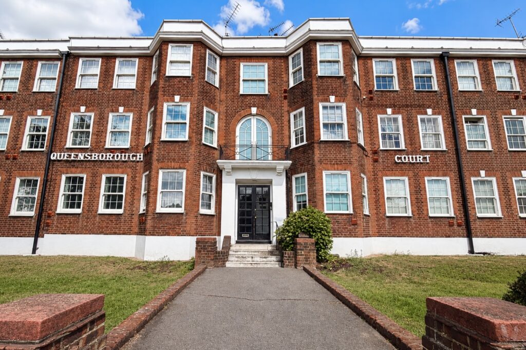 Queensborough Court - London - Finchley - N3