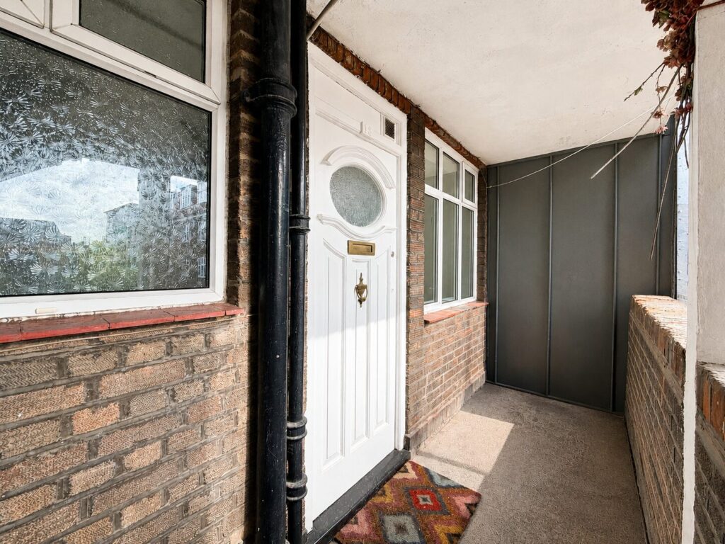 Well Street - London - Hackney - E9