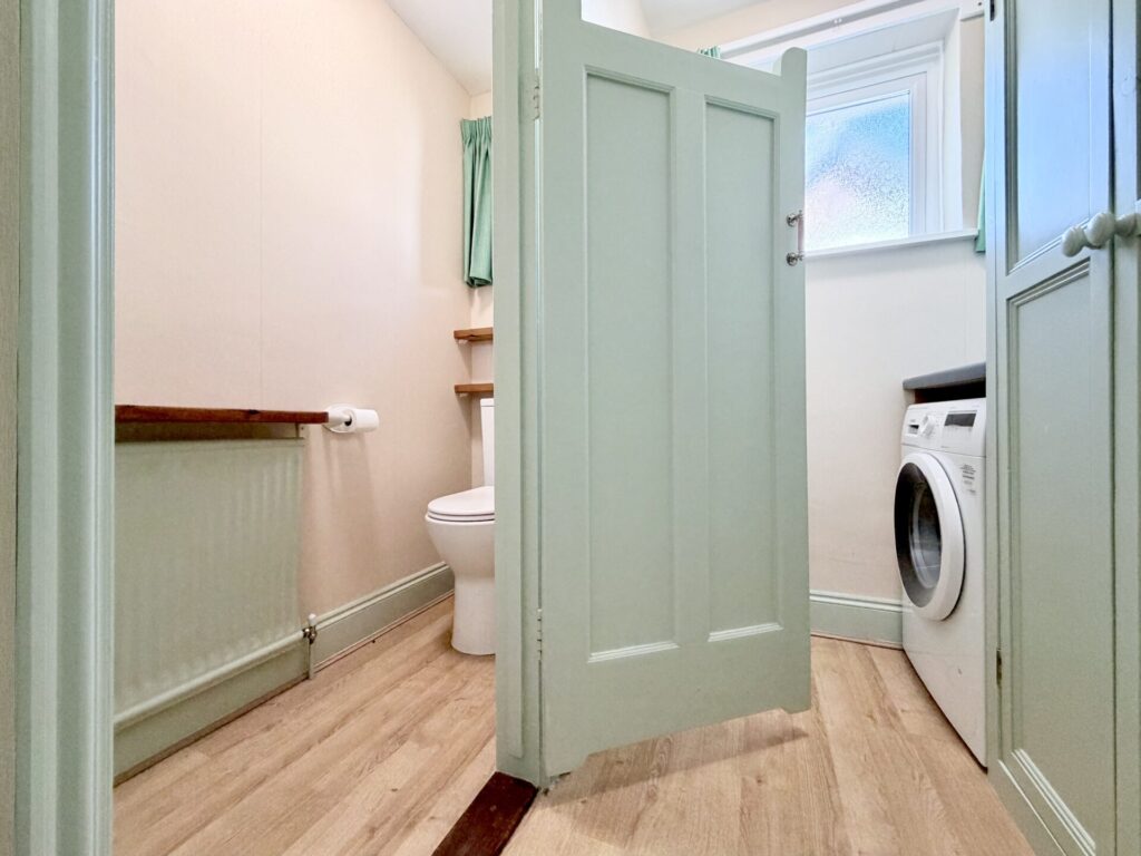 Victoria Road - Deal - Kingsdown - CT14