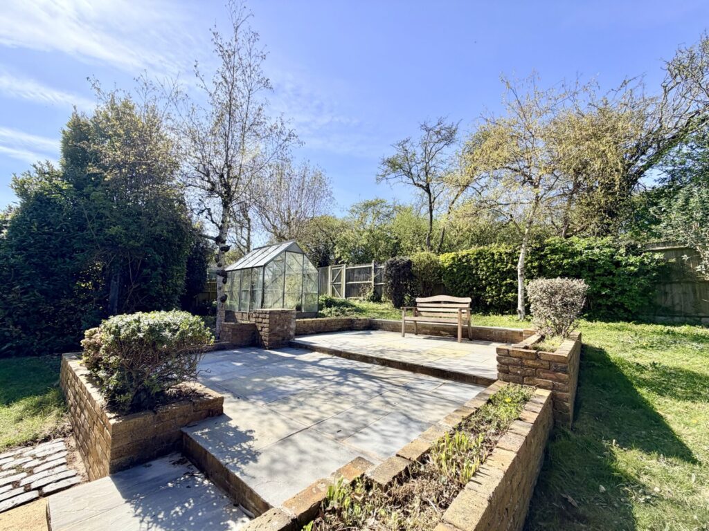Victoria Road - Deal - Kingsdown - CT14