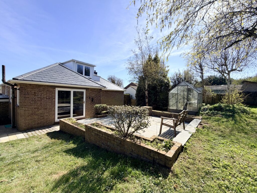 Victoria Road - Deal - Kingsdown - CT14